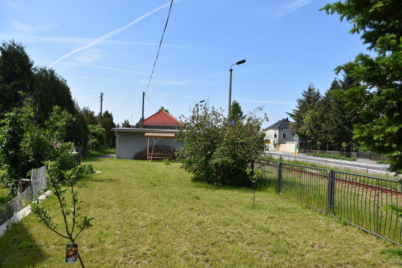 Bahnhof Laussnitzアパートメント エクステリア 写真